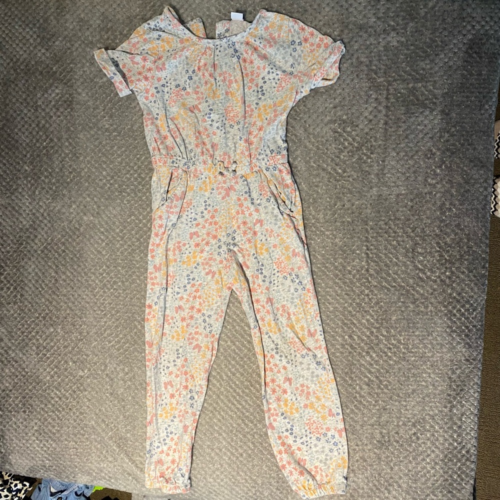 Jumpsuit with flowers